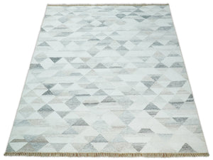 Ivory and Gray Boho Kilim Rug made with Fine Wool Blend | SE5