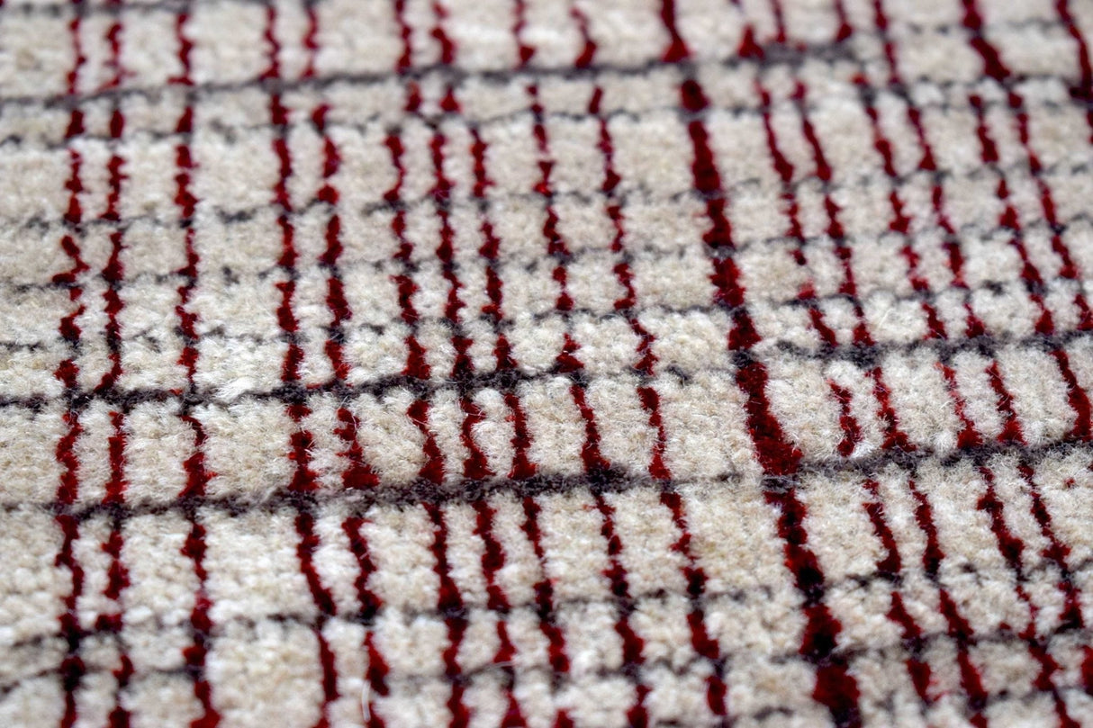 Ivory and Maroon Traditional Handmade Wool & Viscose 2x3 Area Rug | TRD140723