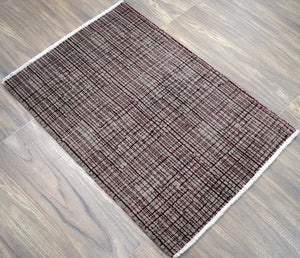 Ivory and Maroon Traditional Handmade Wool & Viscose 2x3 Area Rug | TRD140723