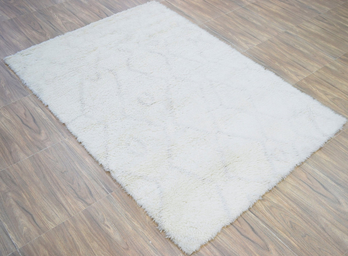 Ivory and charcoal 4x6, 5x8 Rug Modern Handmade New Zealand Wool Area Rug | The Rug Decor |TRD1719