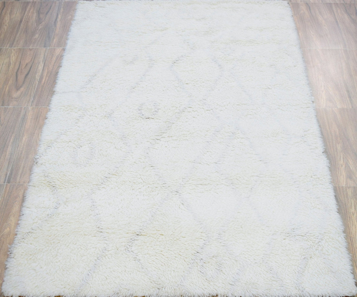 Ivory and charcoal 4x6, 5x8 Rug Modern Handmade New Zealand Wool Area Rug | The Rug Decor |TRD1719