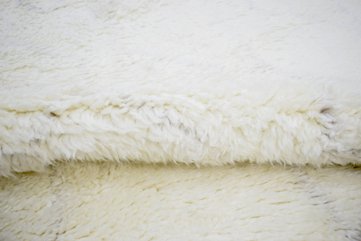 Ivory and charcoal 4x6, 5x8 Rug Modern Handmade New Zealand Wool Area Rug | The Rug Decor |TRD1719