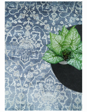 Large 8x10 Fine Hand Knotted Blue and Ivory Traditional Ikat Design Antique Floral Bamboo Silk Rug | TRDCP513810