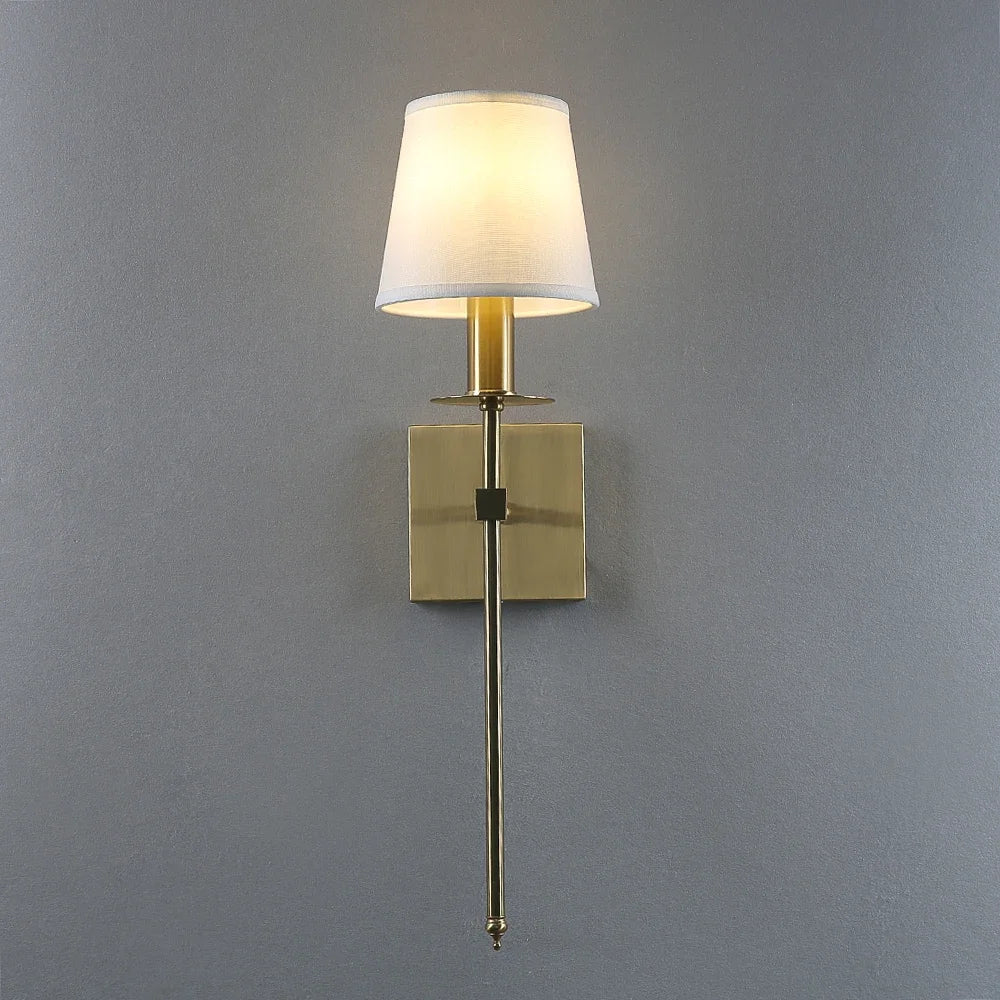 Leanyer Wall Lamp