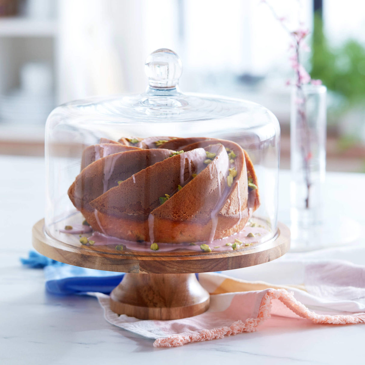 Libbey Acaciawood Footed Round Wood Server Cake Stand with Glass Dome