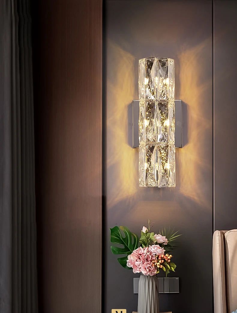 Lumière Crystal Wall Lamp