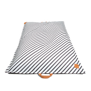 Lux Lagoon Lounger