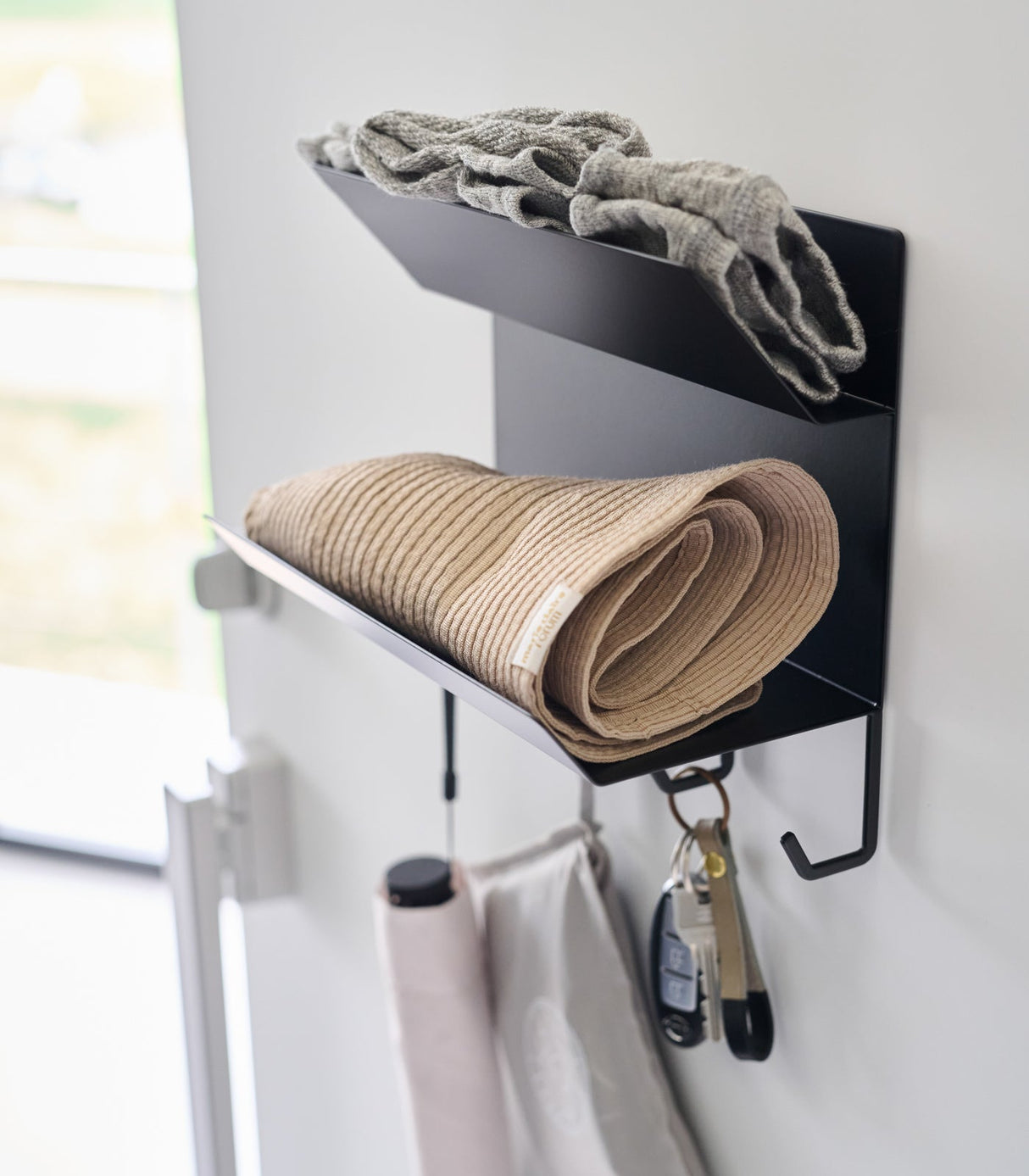 Magnetic Entryway Rack - Steel