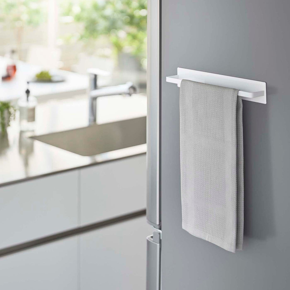 Magnetic Kitchen Towel Hanger - Steel