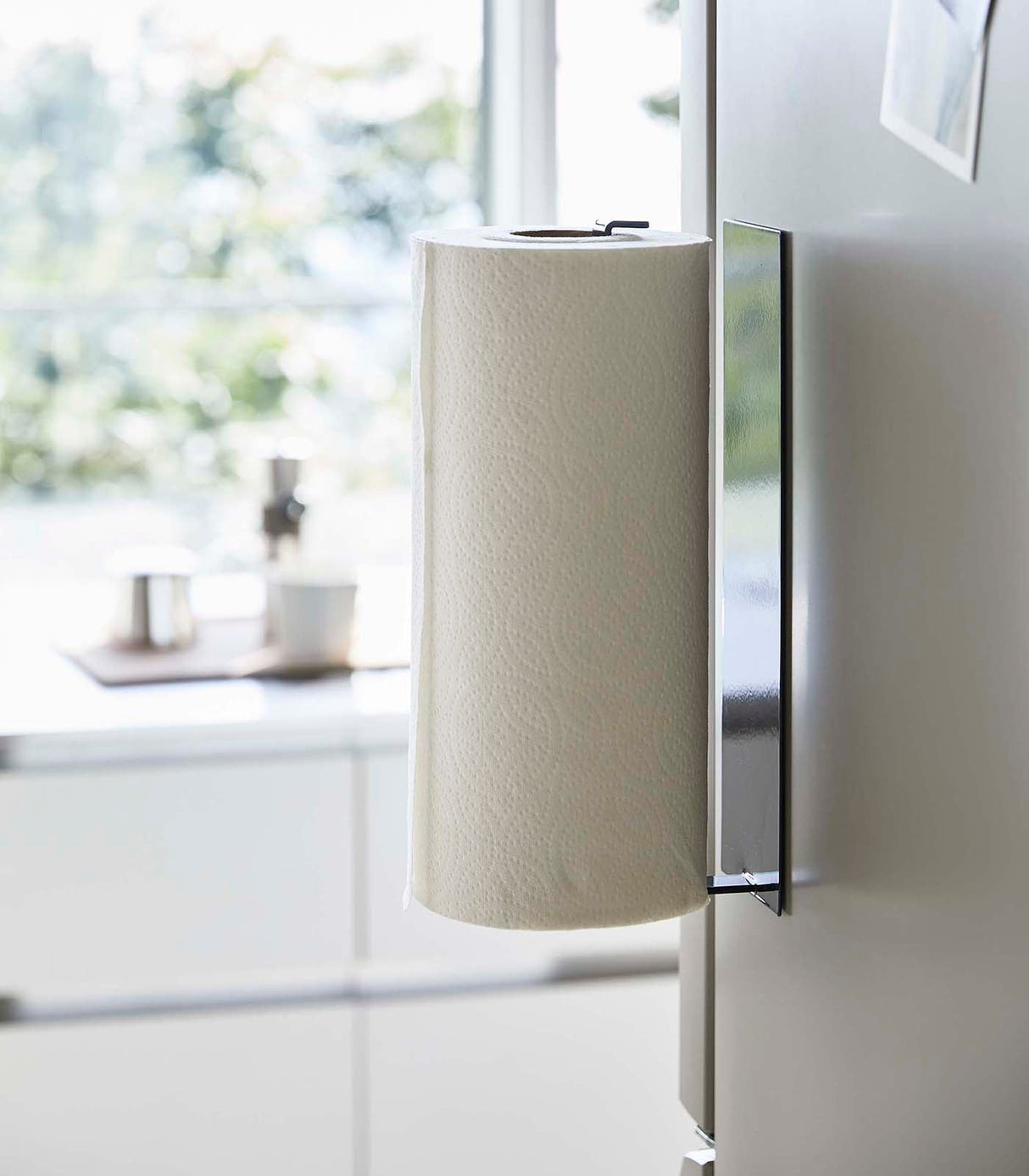 Magnetic Paper Towel Holder - Steel