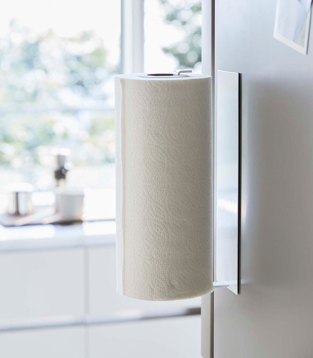 Magnetic Paper Towel Holder - Steel