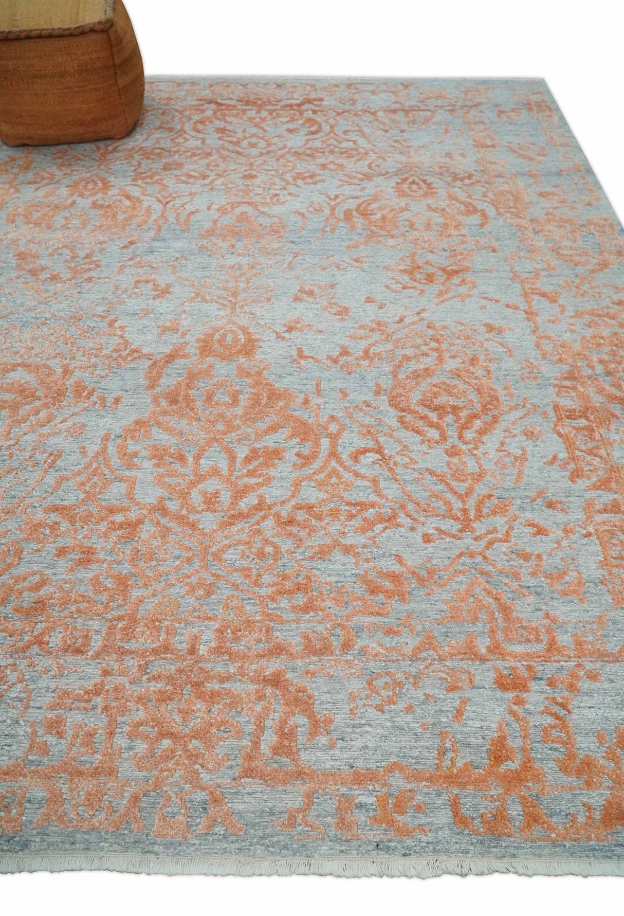 Modern 8x10 Silver and Rust Traditional Carved Pattern Handmade Wool Area Rug