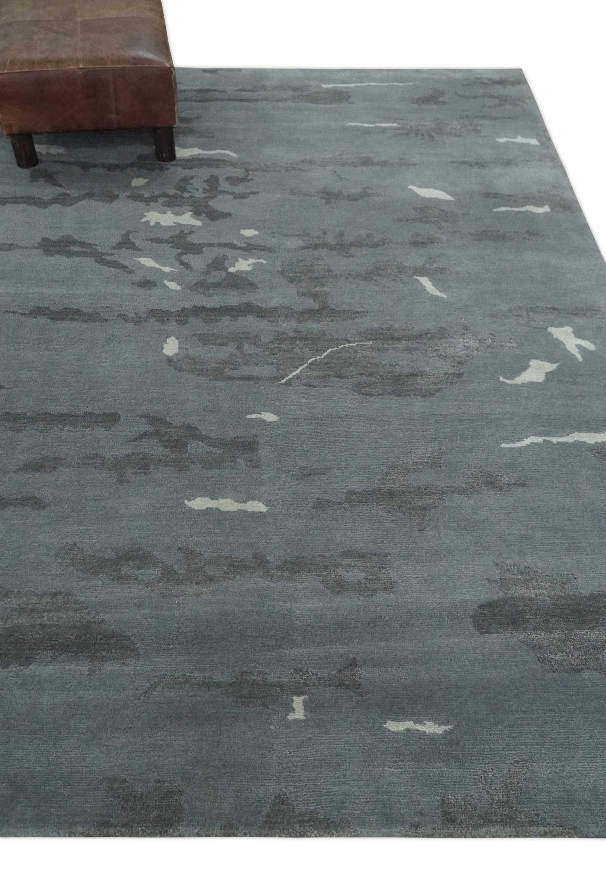 Modern Abstract Gray, Charcoal and Ivory Hand knotted 5x7 wool and Art Silk Area Rug