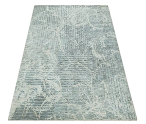 Modern Abstract Gray and Ivory 5x8 Hand loom wool and Viscose Area Rug