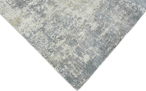 Modern Abstract Gray and Ivory Rug made with Art Silk | TRD10133