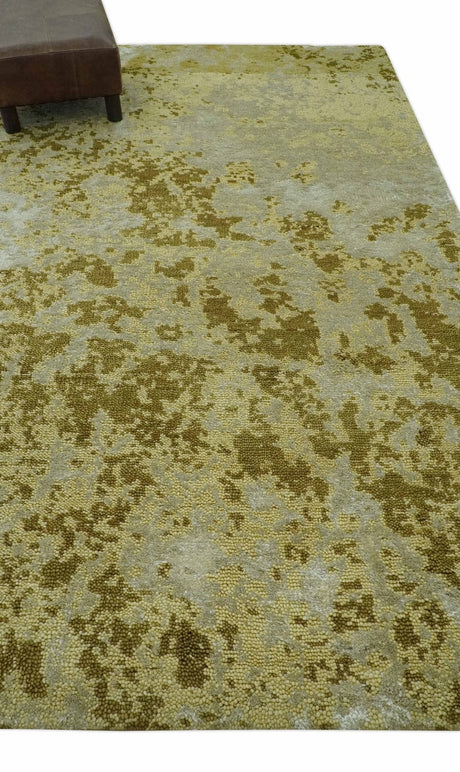 Modern Abstract Shades of Olive and Silver 5x8 Hand knotted wool and art silk area rug