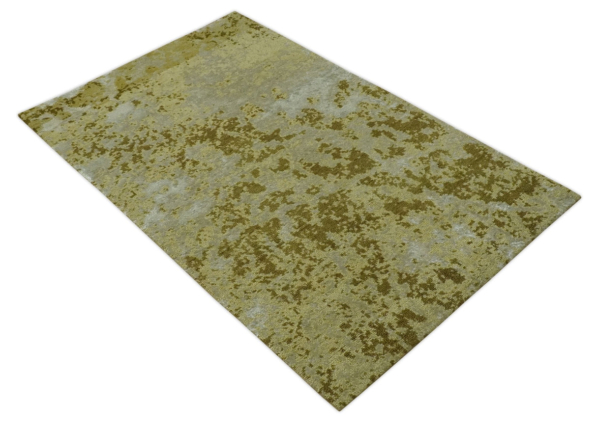 Modern Abstract Shades of Olive and Silver 5x8 Hand knotted wool and art silk area rug
