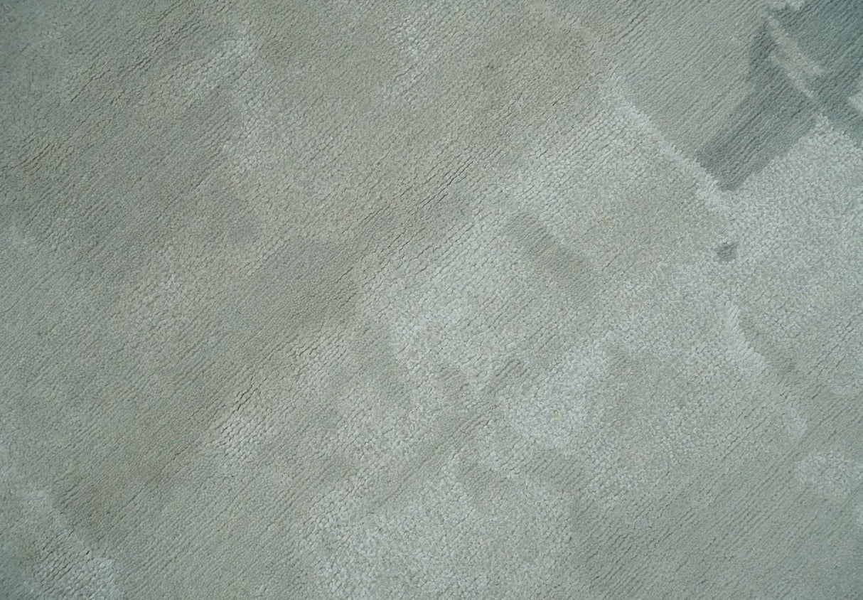 Modern Abstract Silver And Gray Hand knotted Art Silk Area Rug