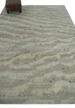 Modern Abstract Silver and Beige Hand knotted 6x9 Art Silk Area Rug