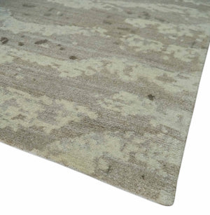 Modern Abstract Silver and Beige Hand knotted 6x9 Art Silk Area Rug