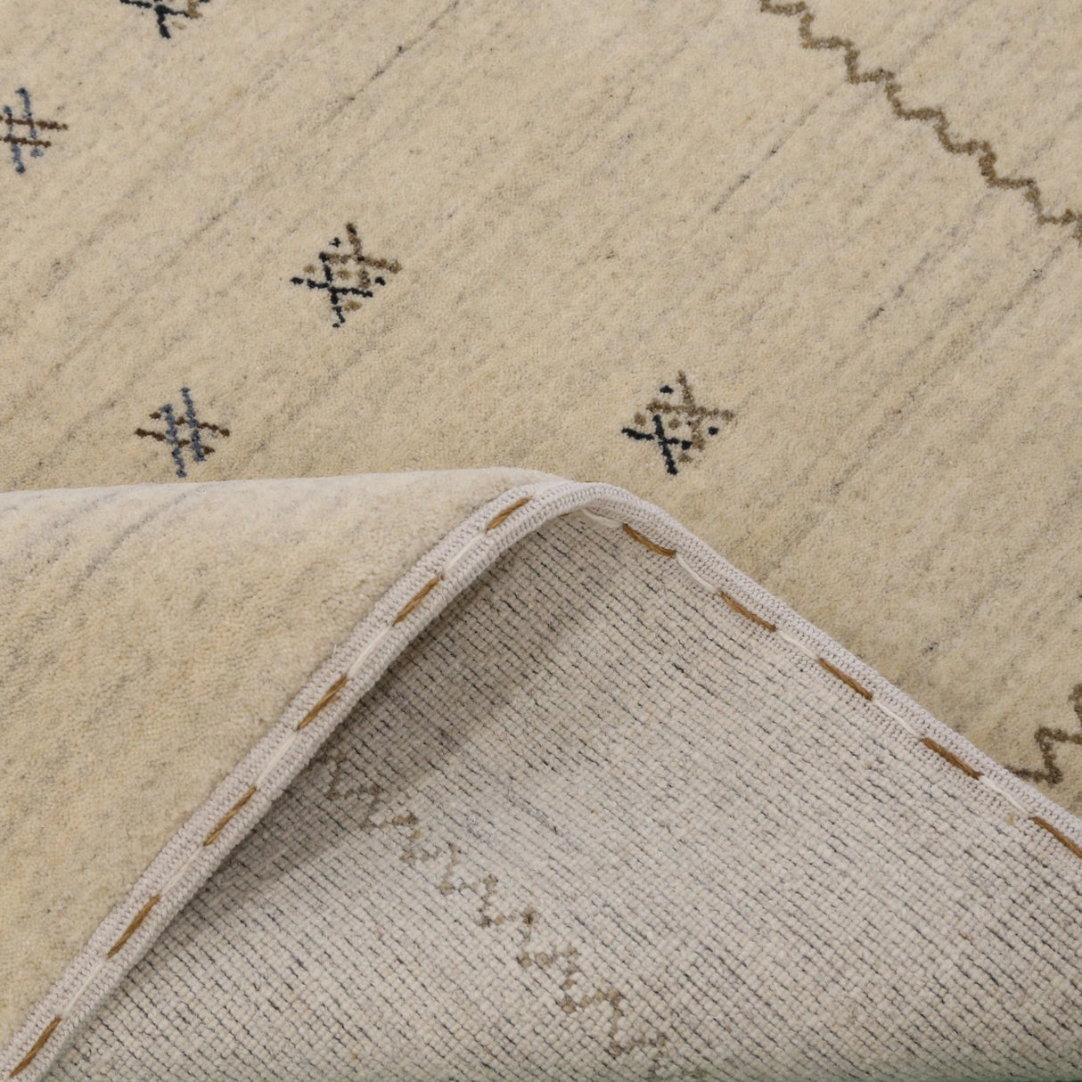 Modern Design Beige Hand Loomed Wool Area Rug