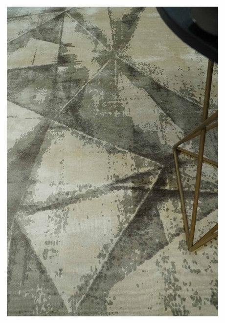 Modern Geometrical Diamond Cut Design Beige and Gray 5x8 Hand loom Viscose Area Rug