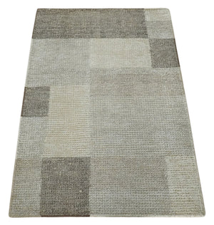 Modern Geometrical Hand knotted 2x3 Gray, Beige and Silver Area Rug | N5323