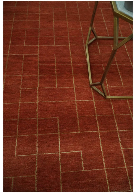 Modern Geometrical Rust and Gold 6x9 Hand loom Wool and Art Silk Area Rug