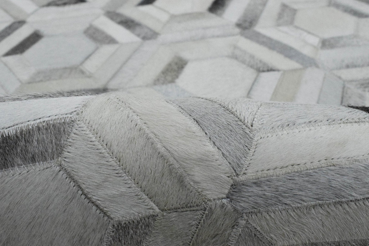 Modern Handmade Hairon Genuine Leather Ivory and Silver Area Rug | LR2