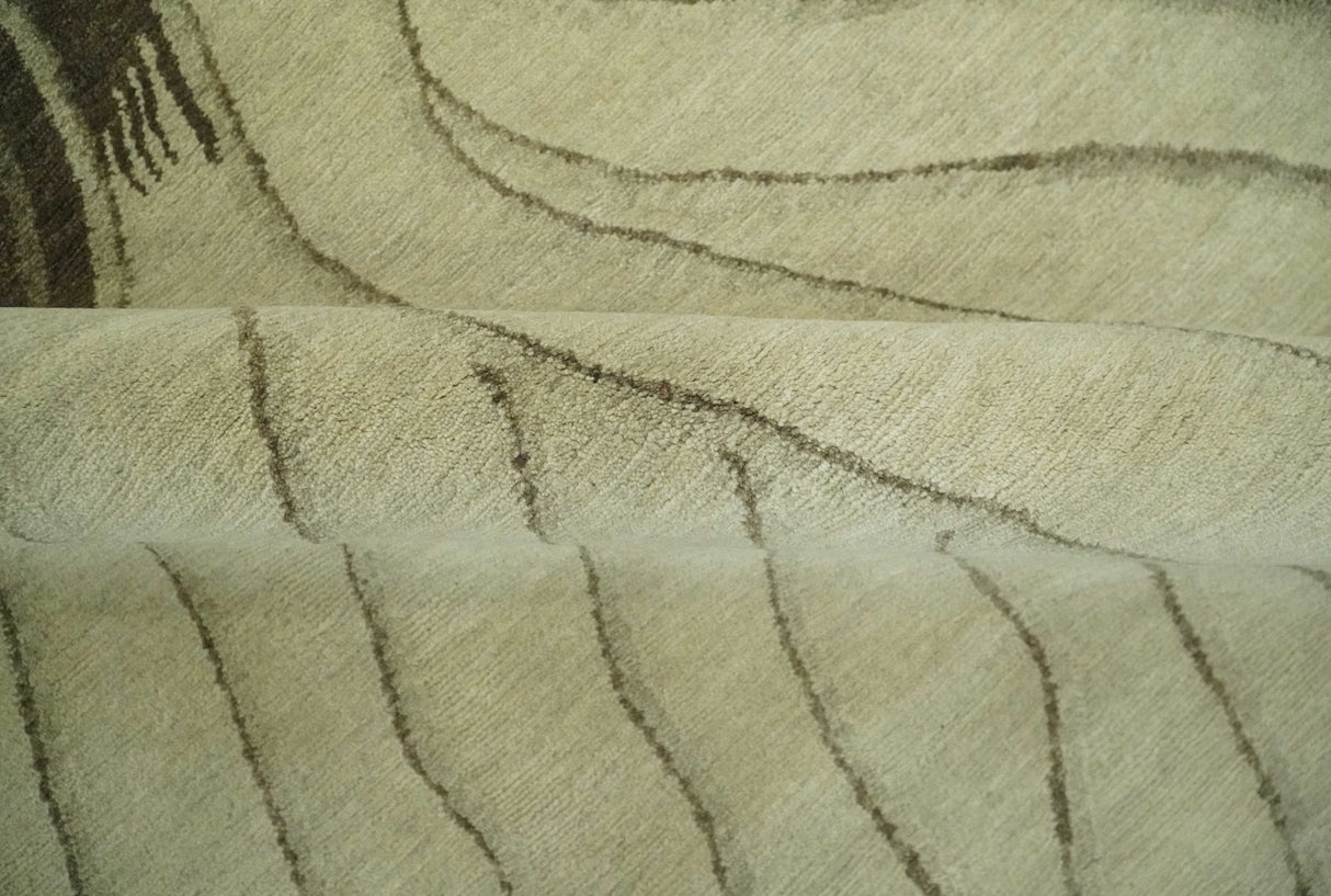 Modern Stripes Design Beige and Brown Hand loom 5.6x8 wool and art Silk Area Rug