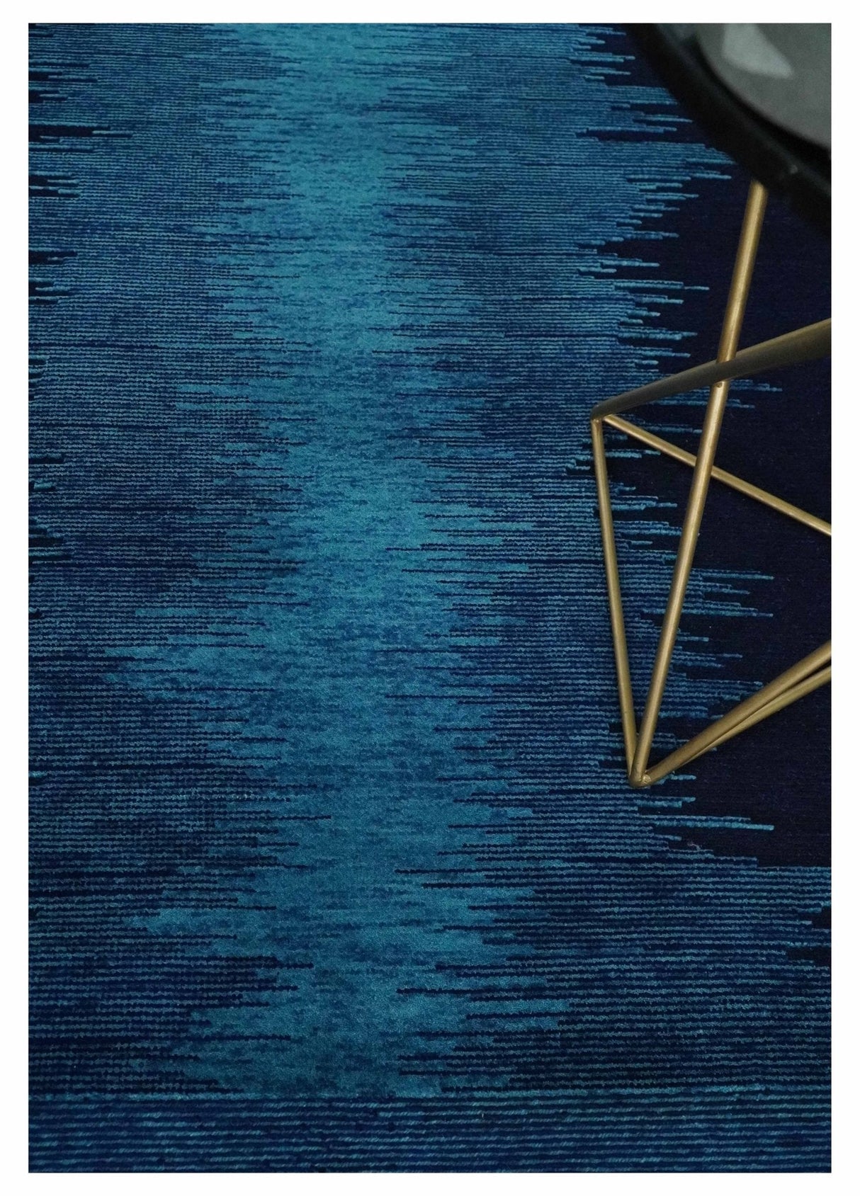 Ombre Blue 5x7 Abstract Wool Hand Knotted Southwestern Lori Rug | KNT37
