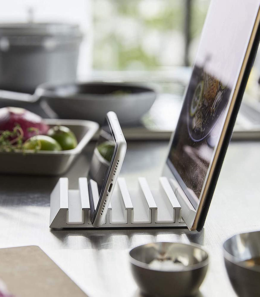 Phone & Tablet Stand - Aluminum