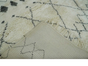 Plush Thick Beni Ourain 8x10.5 Ivory and Charcoal Geometrical design Moroccan Rug Made with fine Wool