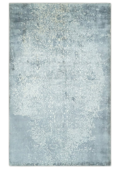 Premium Style Silver and Gray Traditional Medallion 5x8 Hand loom Viscose Area Rug