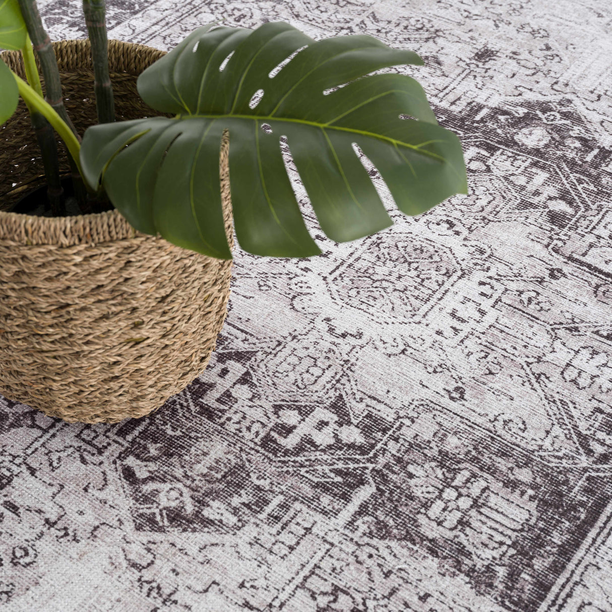 Rosman Gray Washable Rug