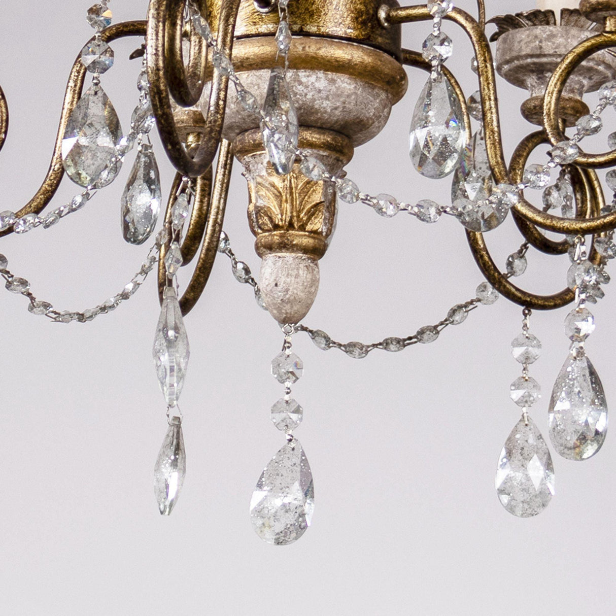 Samiyah 5-Light Rustic Gold Crystal Chandelier