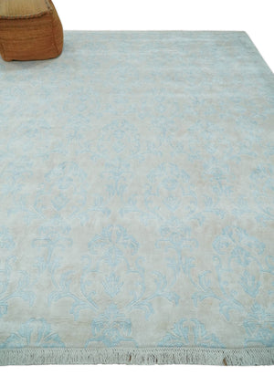 Silky 8x10 Silver and Aqua Handmade Floral Design Art Silk Area Rug