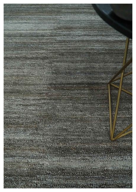 Silver and Charcoal Modern Abstract 5x8 Dari Pet yarn Area Rug