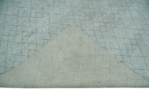 Silver and Gray Hand Woven 9x12 Trellis Moroccan Rug Made with Fine Wool | TRDCP101912