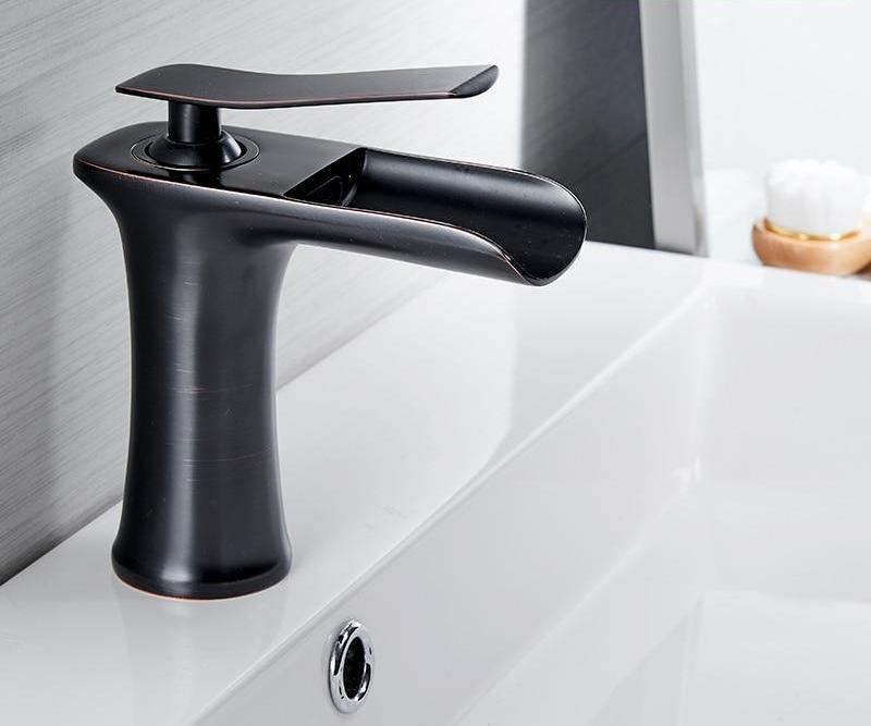 Single Handle Basin Waterfall Faucet