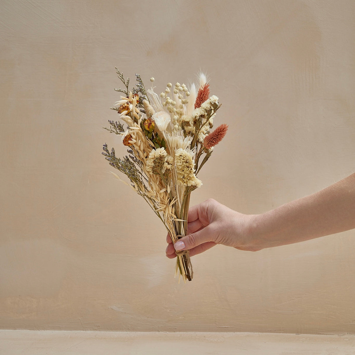 Small Dried Bouquet - Beige