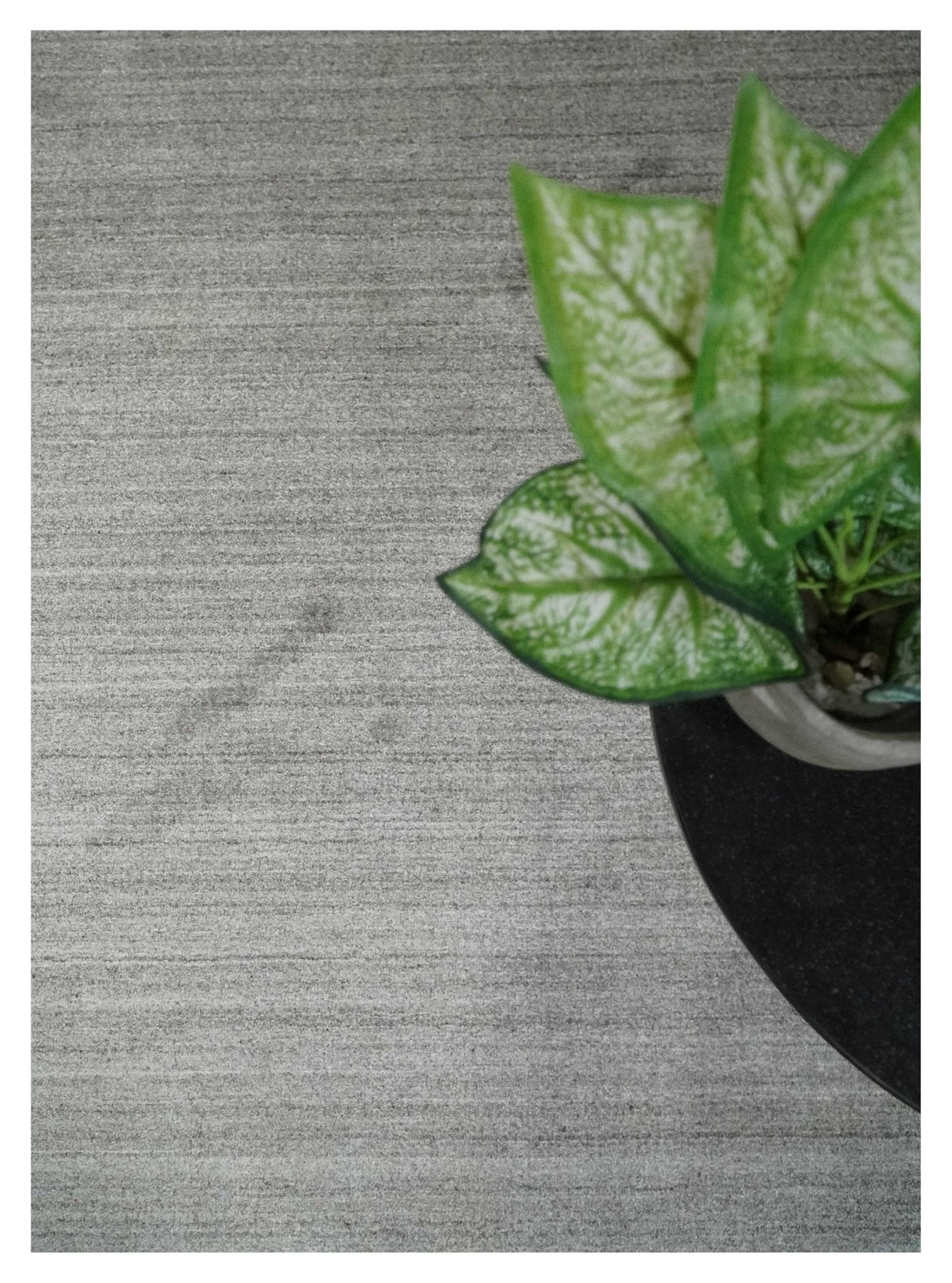 Solid Shaded Gray Shaded Scandinavian 5x7 Blended Wool Flatwoven Area Rug | HL33