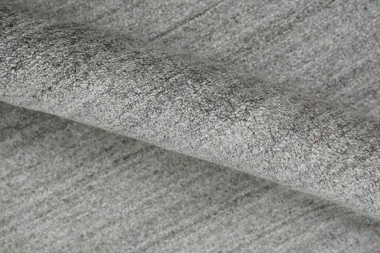 Solid Shaded Gray Shaded Scandinavian 5x7 Blended Wool Flatwoven Area Rug | HL33