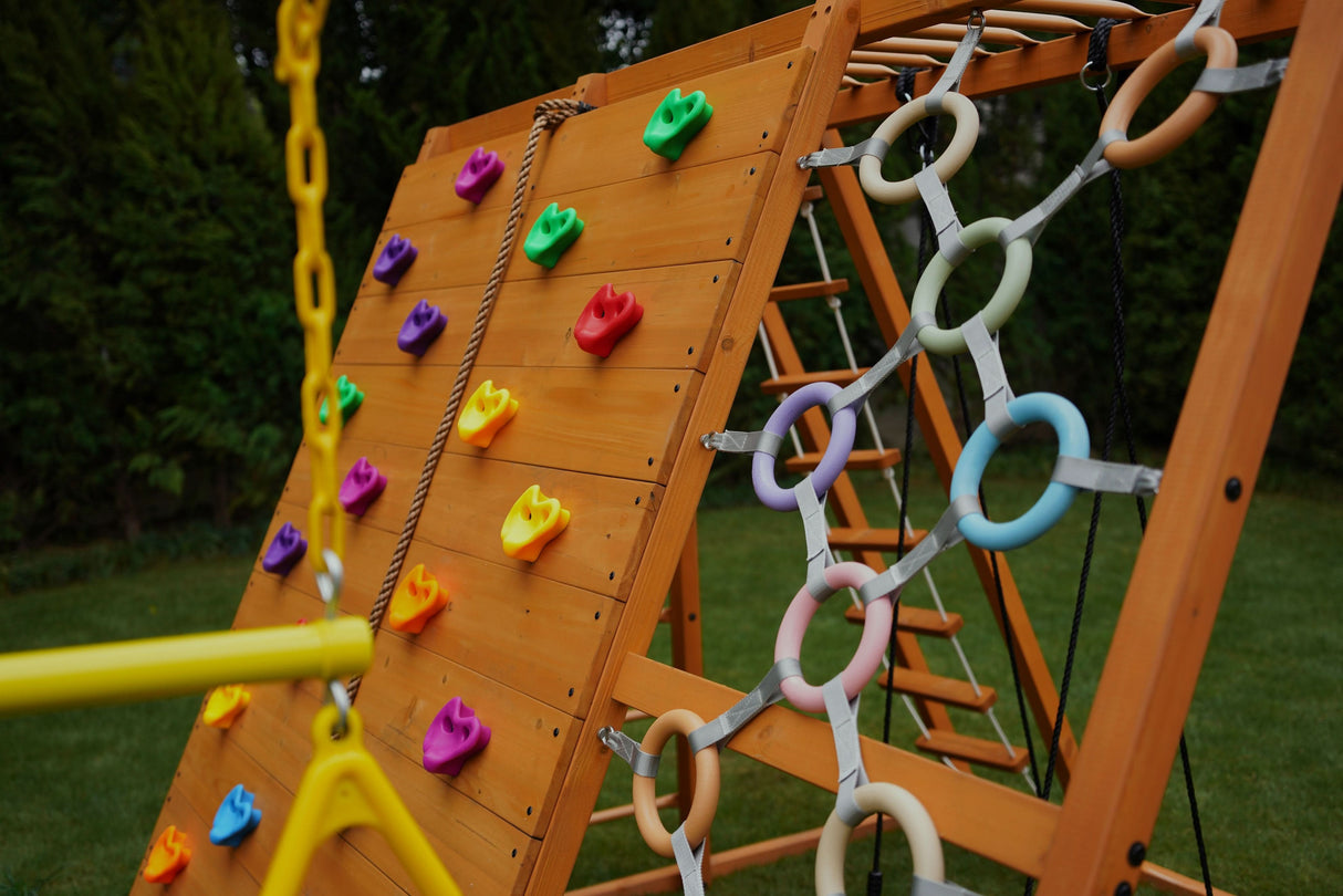 Sycamore Backyard Climbing Set – 2 Swings, Trapeze Bar & Outdoor Fun