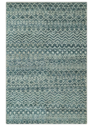 Teal and Ivory 5.6x8.6 Southwestern Tribal Trellis Recycled Art Silk Area Rug