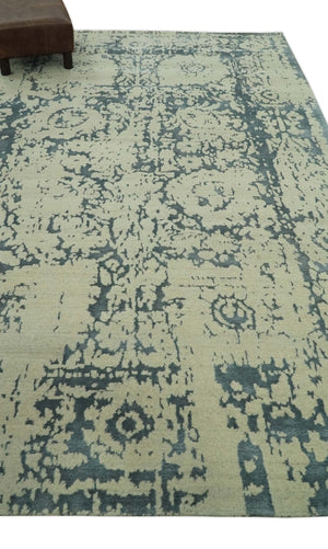 Traditional Design Charcoal and Beige 6x9 Hand Knotted wool area rug