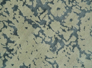 Traditional Design Charcoal and Beige 6x9 Hand Knotted wool area rug