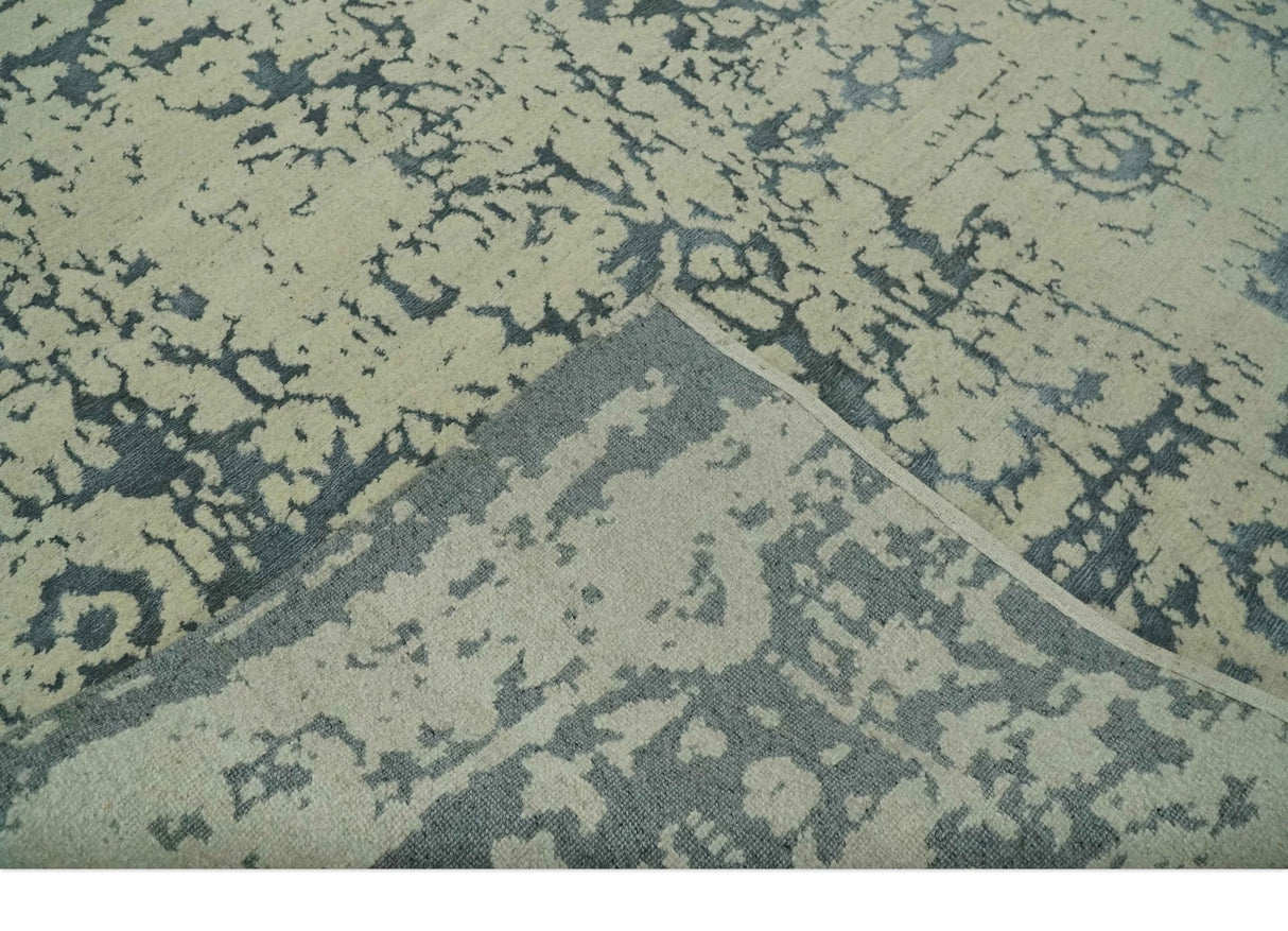 Traditional Design Charcoal and Beige 6x9 Hand Knotted wool area rug