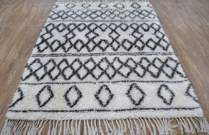 Traditional Hand Made Moroccan Design New Zealand Wool 4x6 Area Rug