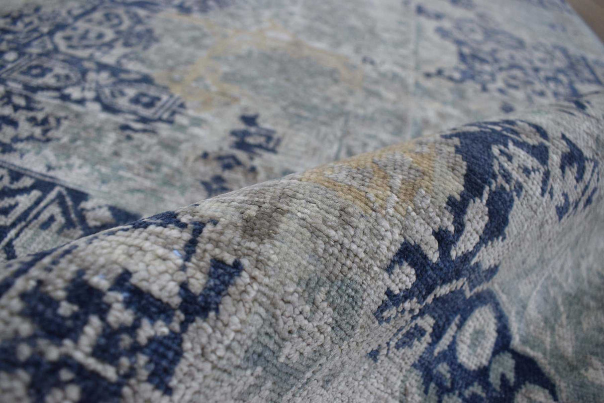 Traditional Handmade Silk and Wool 8x10 Area Rug | TRD1635810